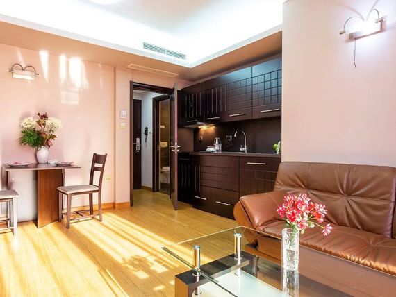 Cityhome Aparthotel 3*