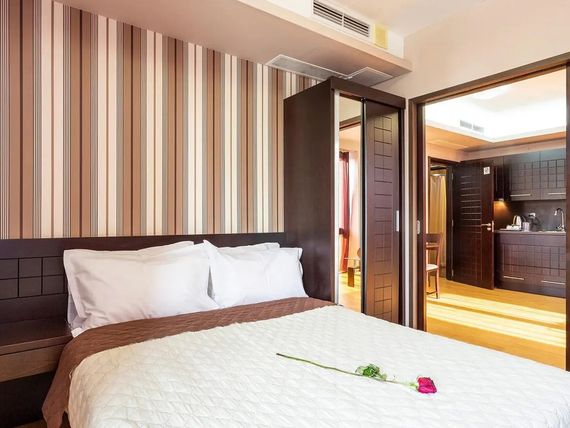 Cityhome Aparthotel 3*