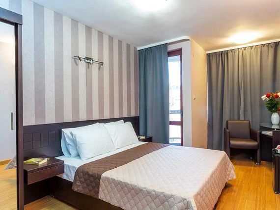 Cityhome Aparthotel 3*