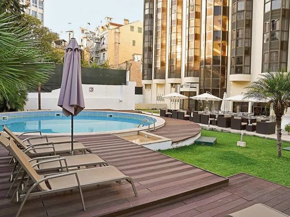 Clarion Suites