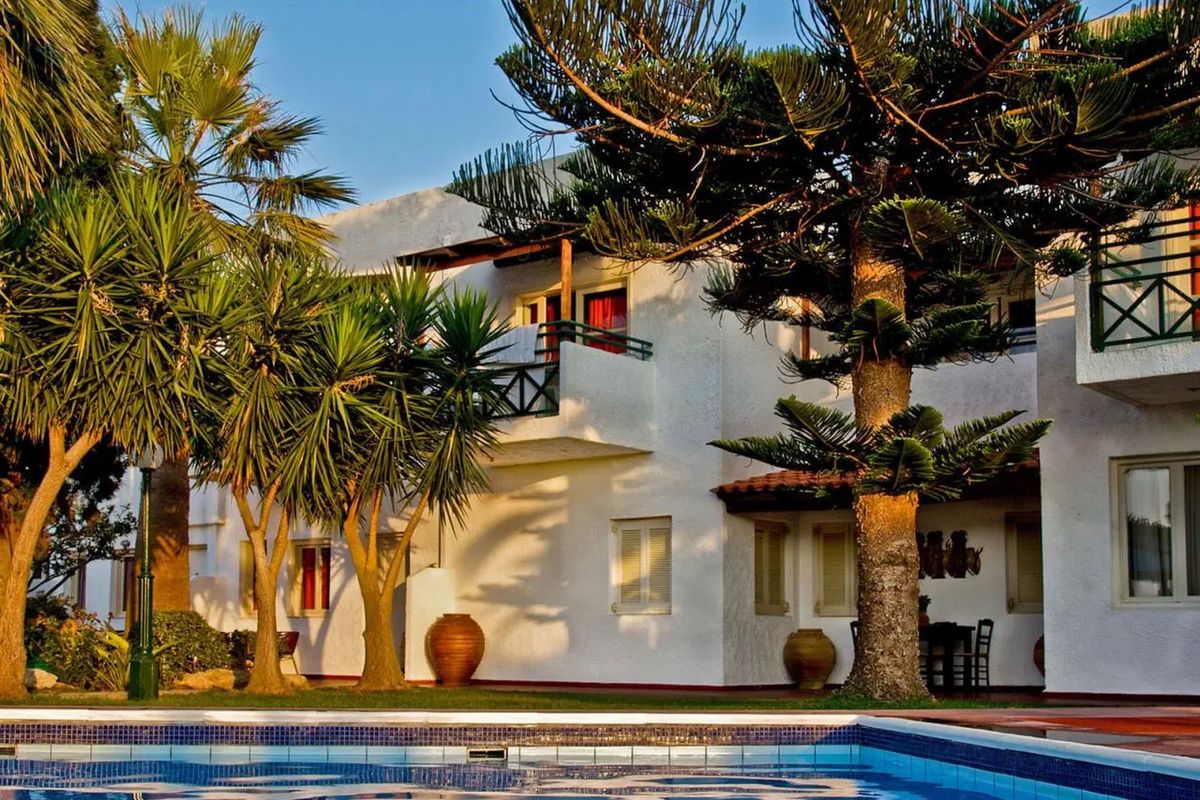 budynek główny, basen