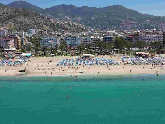 Cleopatra Golden Beach