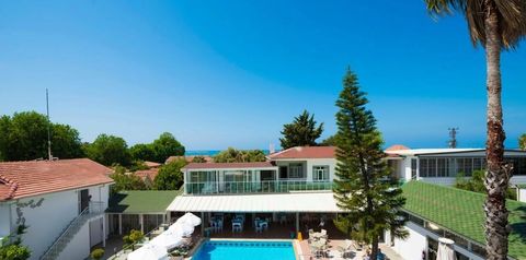 obiekt, teren hotelu, basen