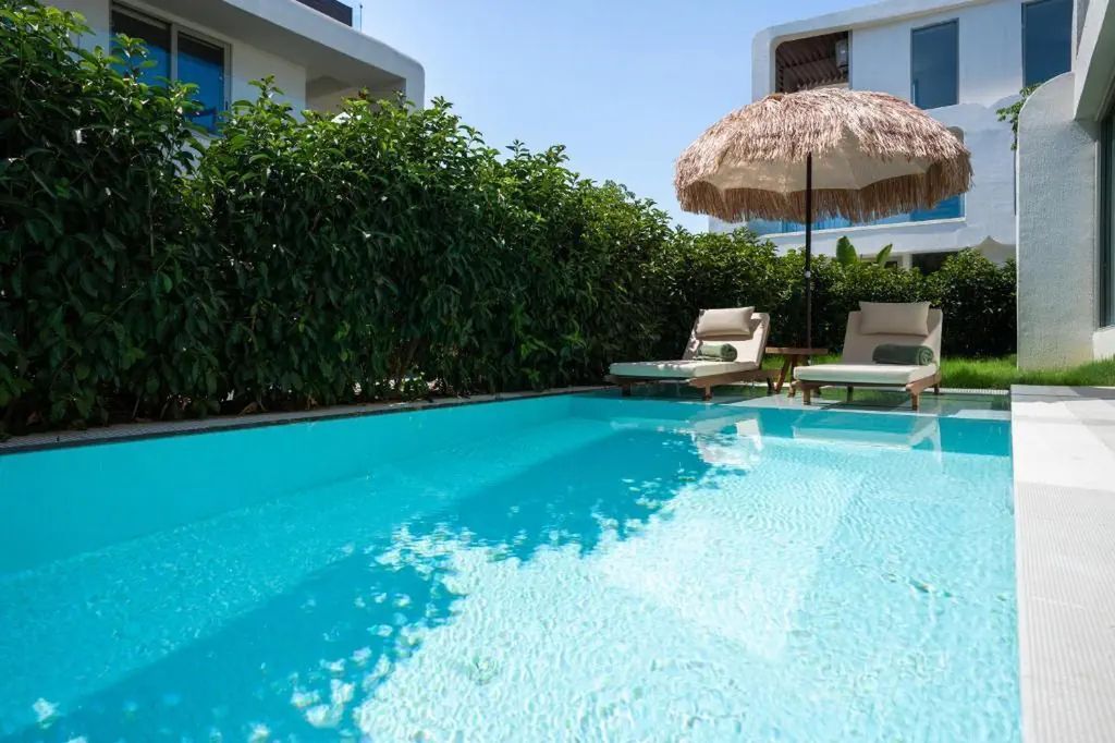 obiekt, balkon / taras, basen