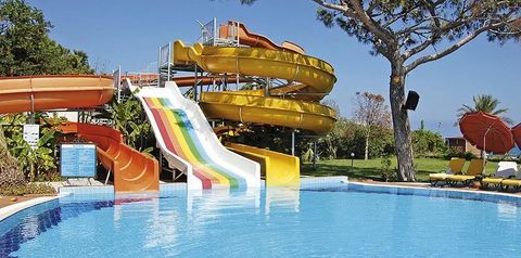 aquapark, zjeżdżalnia, basen