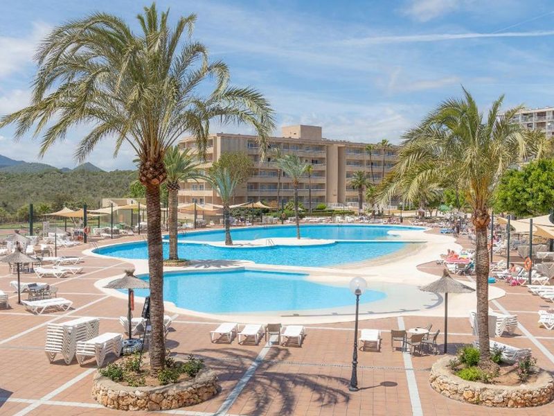 Club Cala Romani