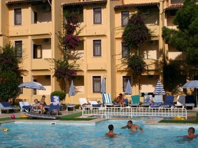 teren hotelu, basen, obiekt