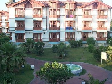 Club Gural Premier