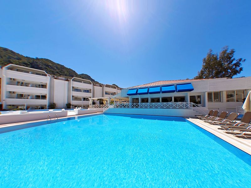 Club Munamar Beach Resort