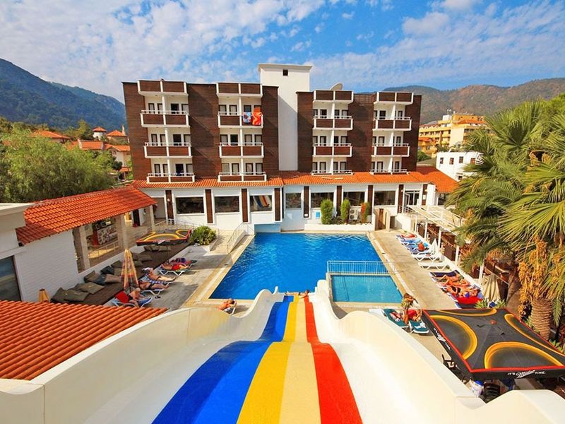 Club Munamar Beach Resort