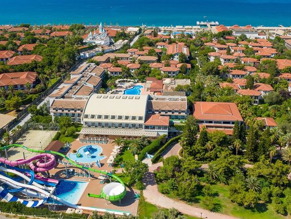 obiekt, teren hotelu, aquapark