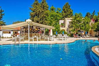 Club Paloma Family (ex Bitez Paloma Apartments)