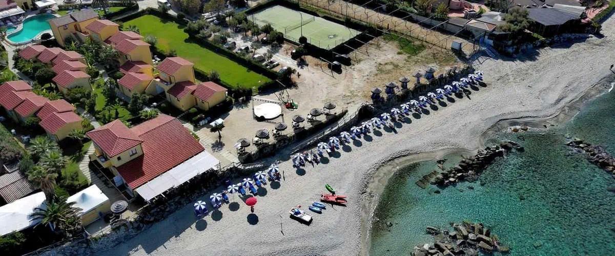 plaża, teren hotelu