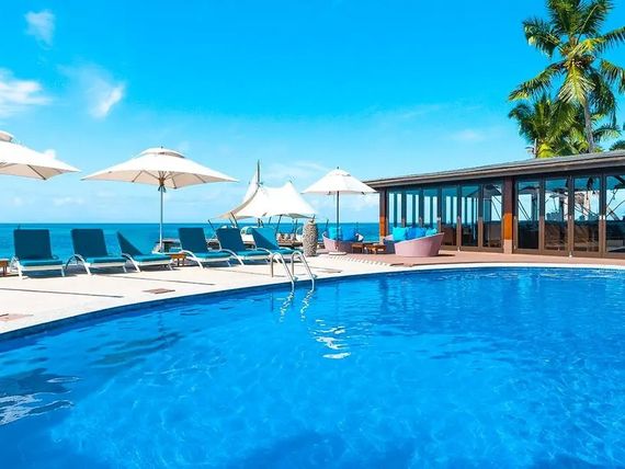 Basen w hotelu Coco De Mer na Praslin