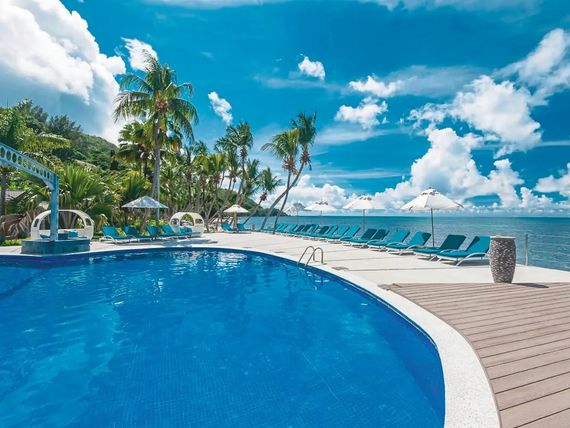 Basen w Coco De Mer & Black Parrot na Praslin