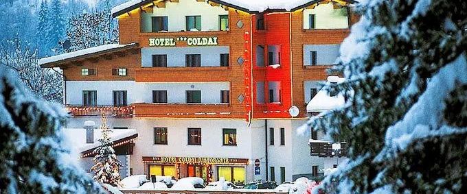 budynek główny, obiekt