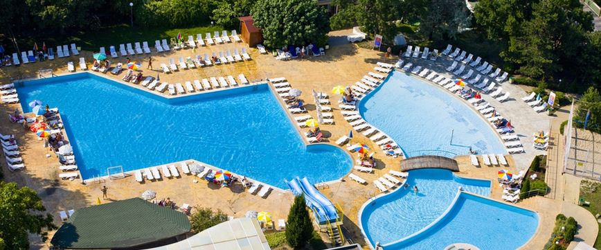 basen, zjeżdżalnia