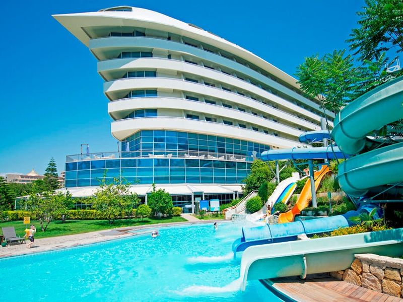 Concorde Deluxe Resort