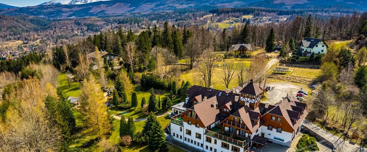 teren hotelu, obiekt