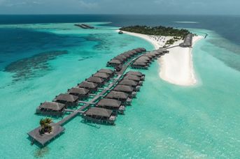 Constance Moofushi Resort