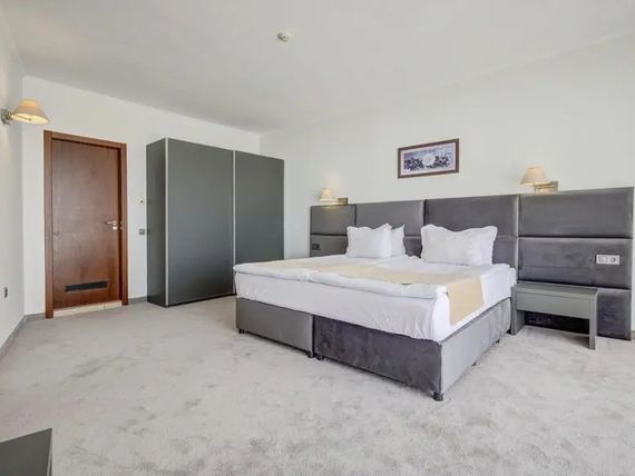 Continental Apartments 4*