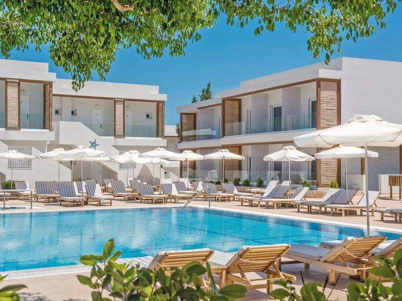 Cooee Lavris Hotels & Spa