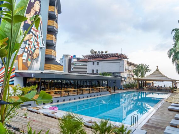 teren hotelu, basen