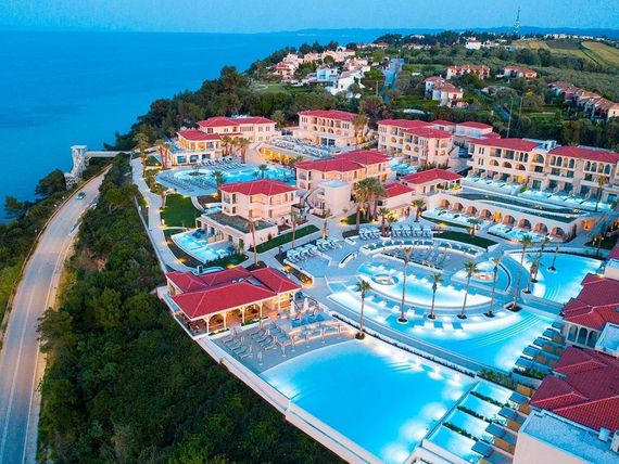 obiekt, teren hotelu