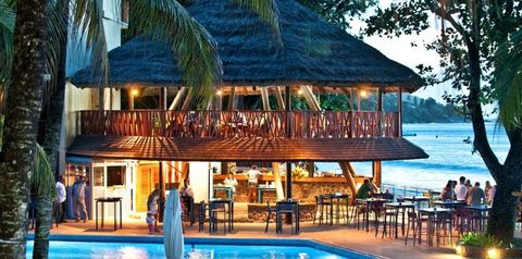 basen, pool bar
