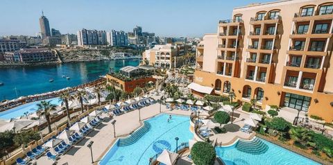 obiekt, teren hotelu, basen