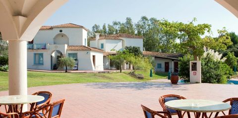 basen, teren hotelu, obiekt