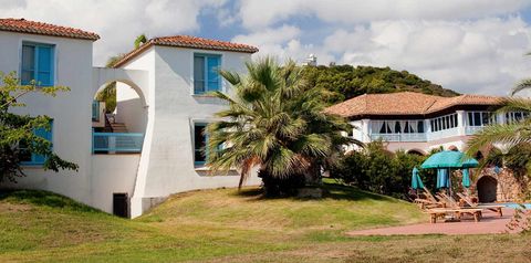 obiekt, teren hotelu, basen