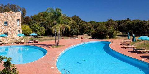 obiekt, teren hotelu, basen