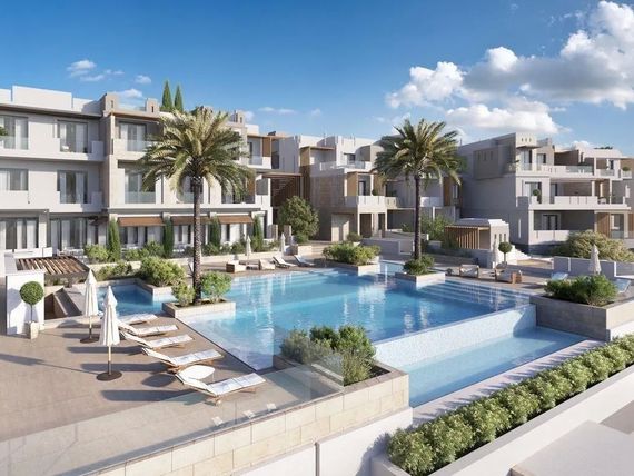 Creek Hotel & Residences