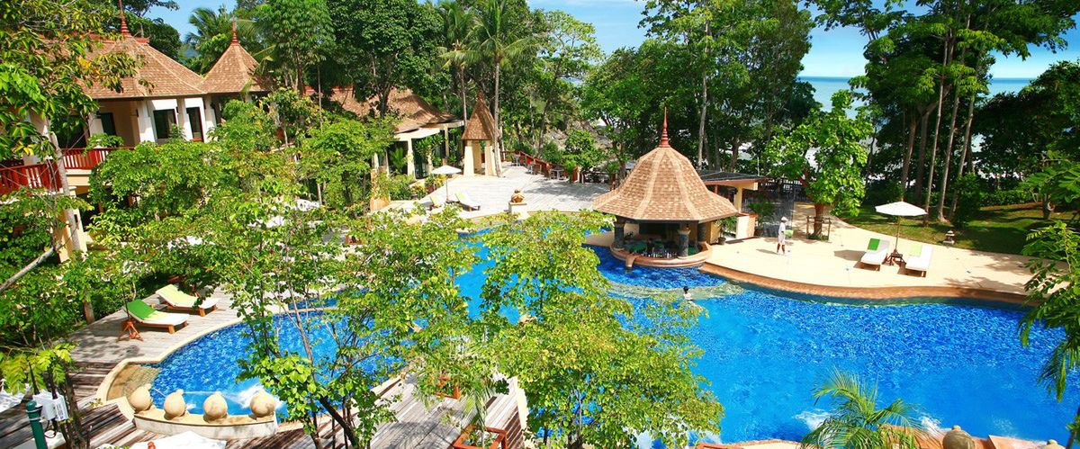 obiekt, teren hotelu, basen