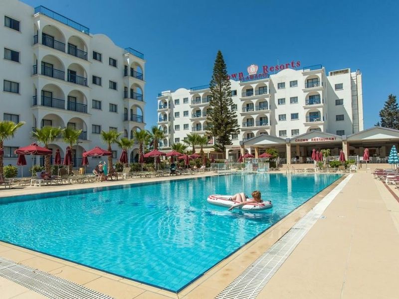 Crown Resort Elamaris