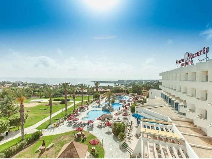 Crown Resort Horizon