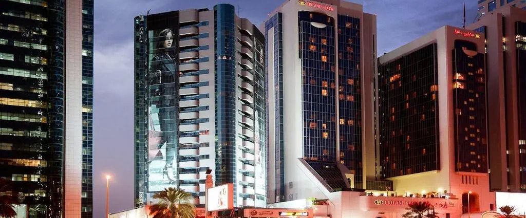 obiekt, budynek główny