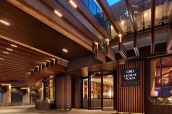 Crowne Plaza Melbourne
