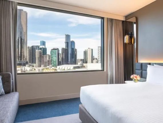 Crowne Plaza Melbourne 4*