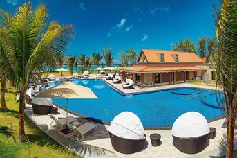 Crystals Beach Resort Belle Mare