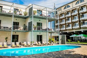 Csopak Resort & Lake