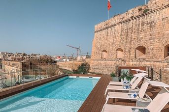 Cugo Gran Macina Grand Harbour