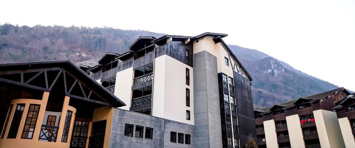 obiekt, teren hotelu