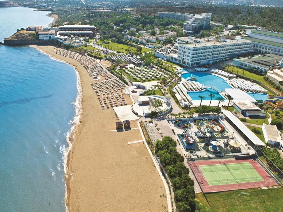 teren hotelu, korty tenisowe