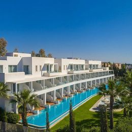 Aliathon Resort