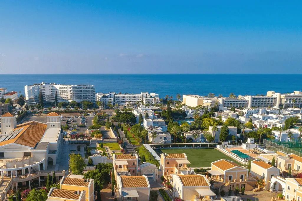 Aliathon Aegean (ex. Holiday Village) - teren hotelu