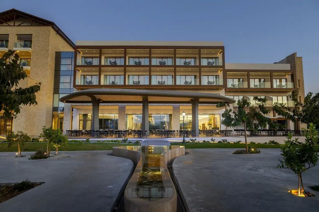 Aliathon Ionian - obiekt