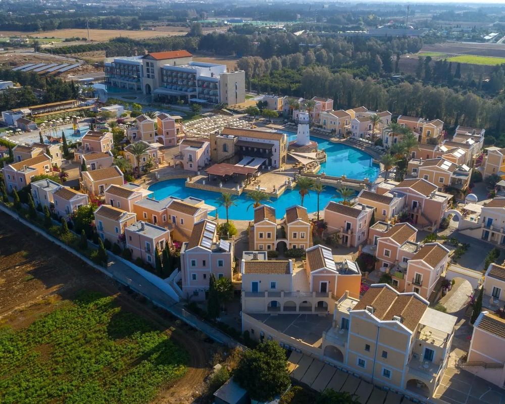 Aliathon Resort