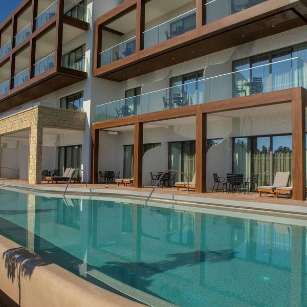 Aliathon Resort